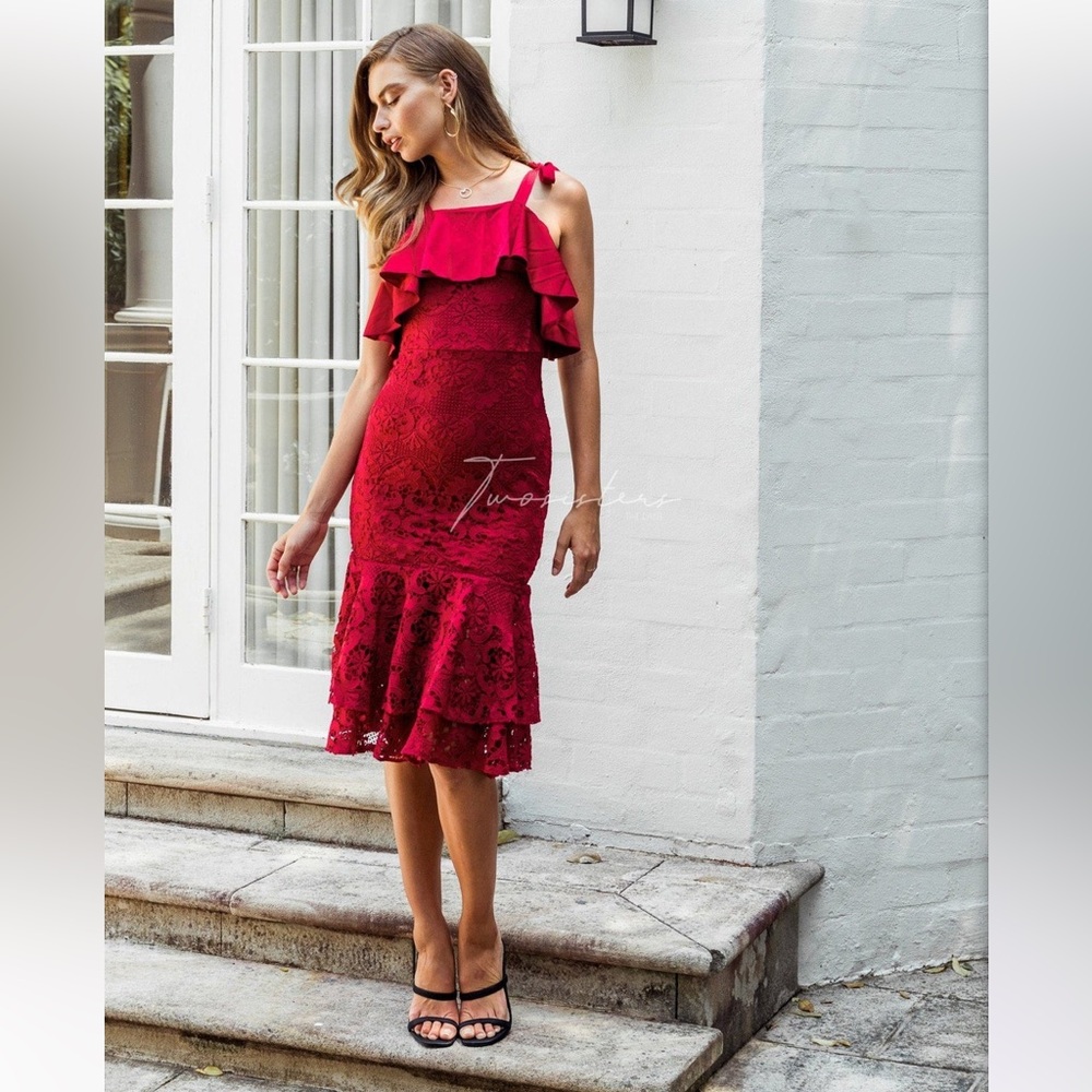 Two sisters The Label Mallory Dress Crochet Lace Midi Dress Size 2 | XS